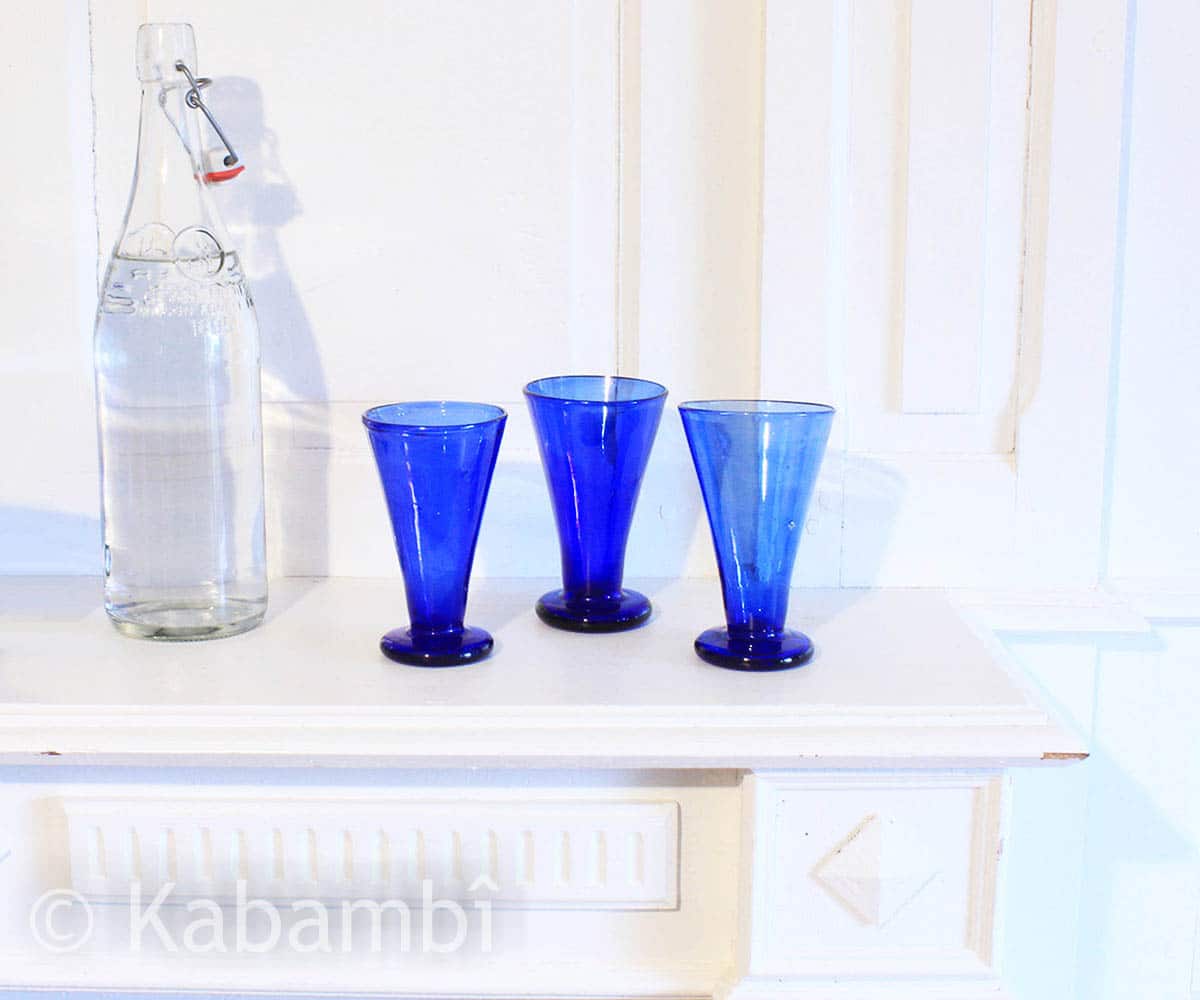 Verre à Jus Soufflé à La Bouche 100ml - Bord Bleu - Fabriqué à La Main Au Mexique - Verre Traditionnel