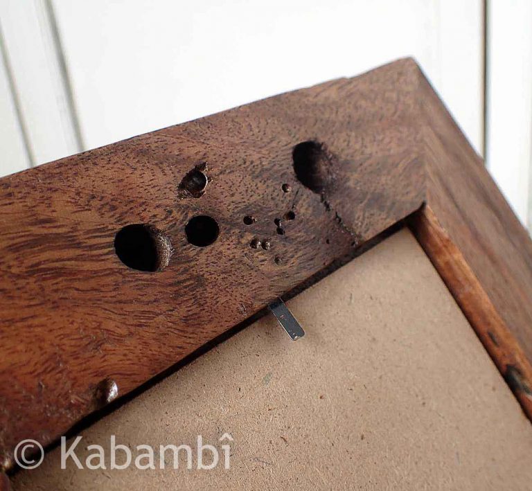 Cadre Nzito en bois de récupération, dos, détail