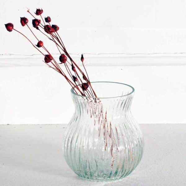 Petit vase vintage transparent en verre recyclé.