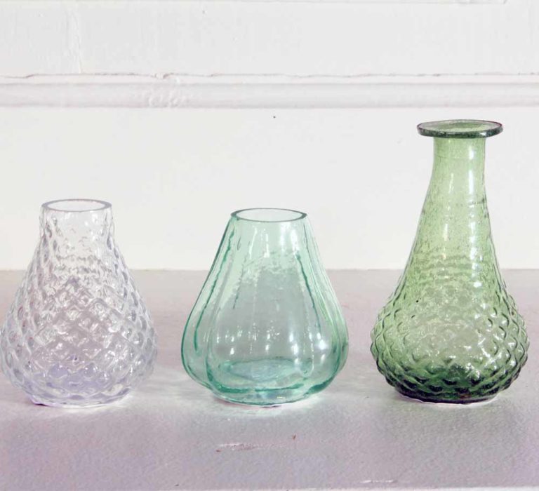 Mini vases en verre recyclé. Fait main.