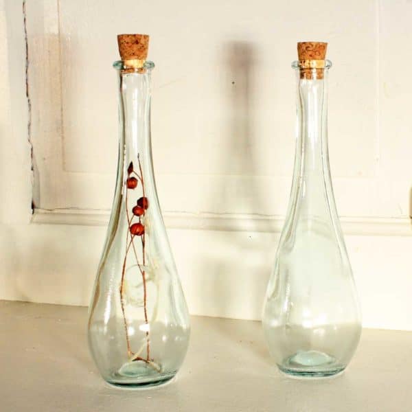 Vase / bouteille / soliflore en verre recyclé.