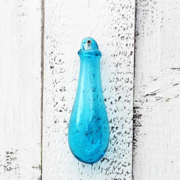 Vase "goutte" soliflore turquoise en verre à suspendre, fait main.